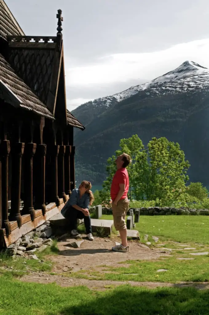 Urnes Stavkirke-En af de mange stavkirker i Norge