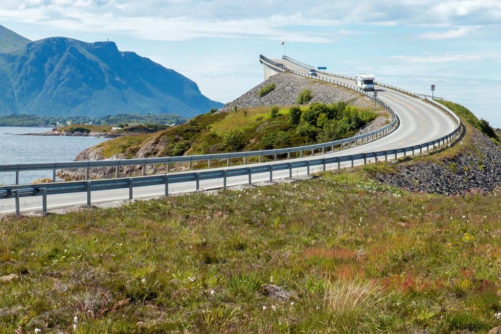 Skaffa din första bil och börja köra i ett främmande land